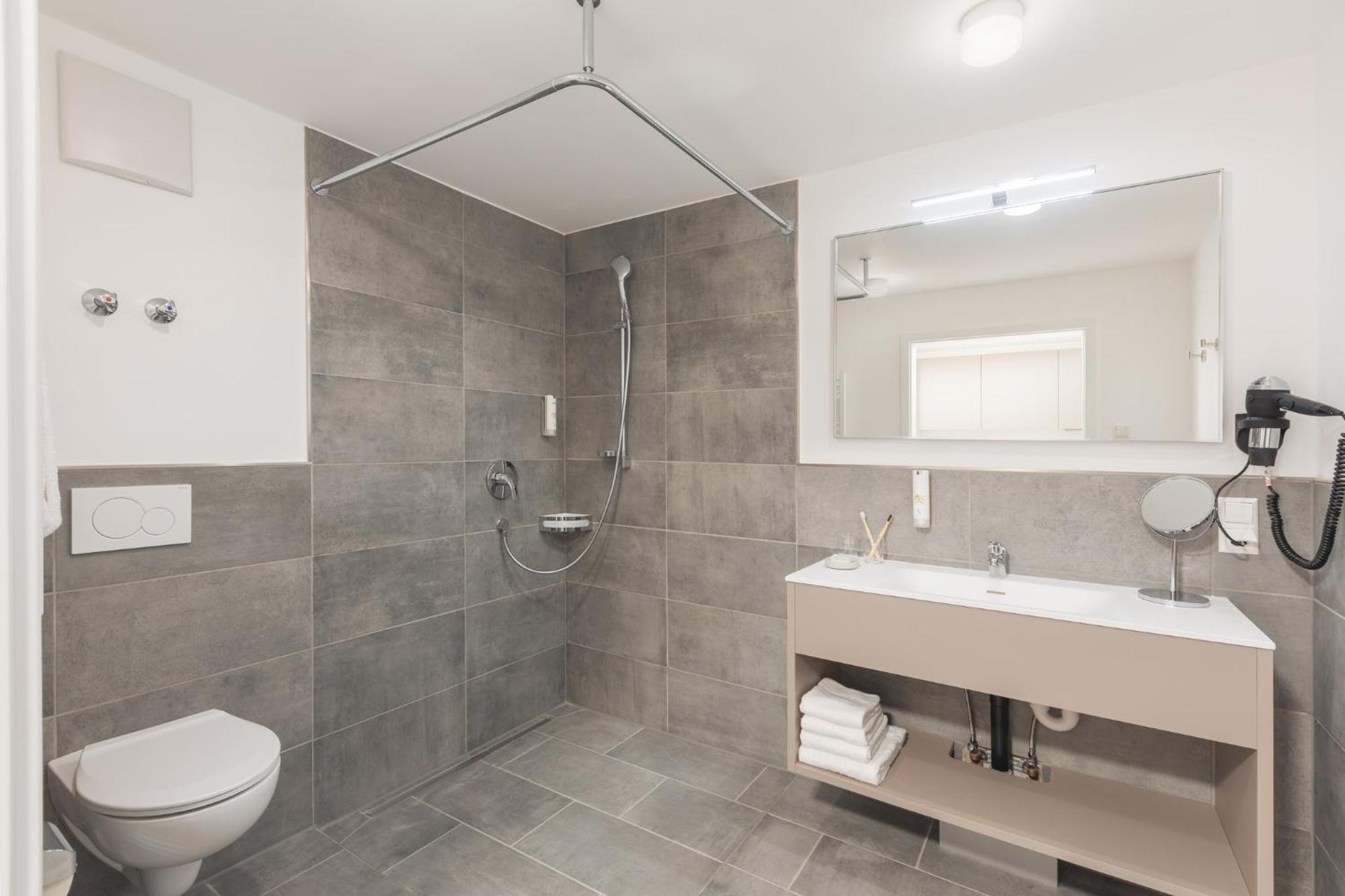 Candlewood Suites Heidelberg By Ihg ไฮเดลเบิร์ก ภายนอก รูปภาพ